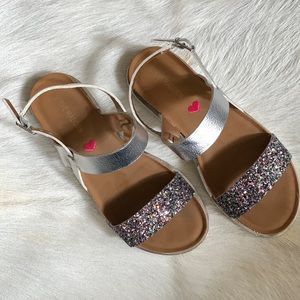 STEVE MADDEN Glitter Silver Sandals Size 2